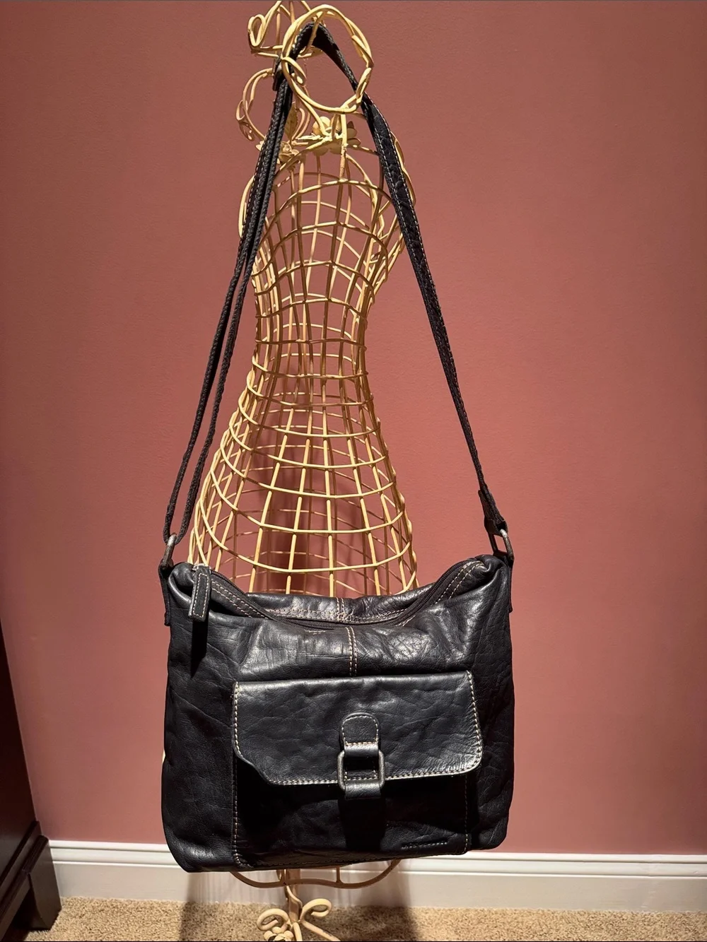 Jack Georges Classic Black Leather Shoulder Bag with Adjustable Shoulder Strap